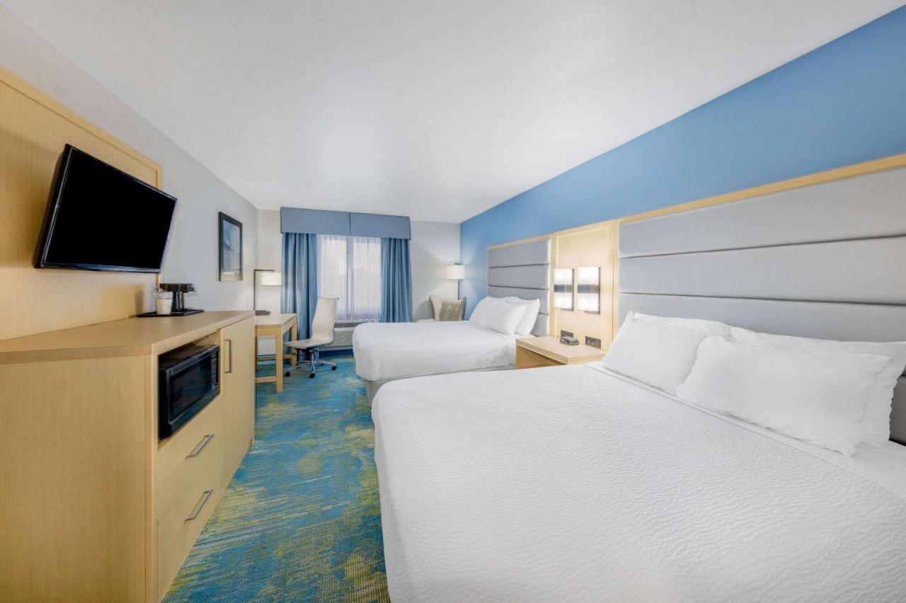 Days Inn By Wyndham Springville Bagian luar foto